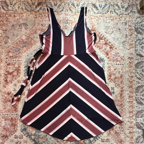 Express Navy, Pink, White Faux Wrap Dress - Picture 3 of 3